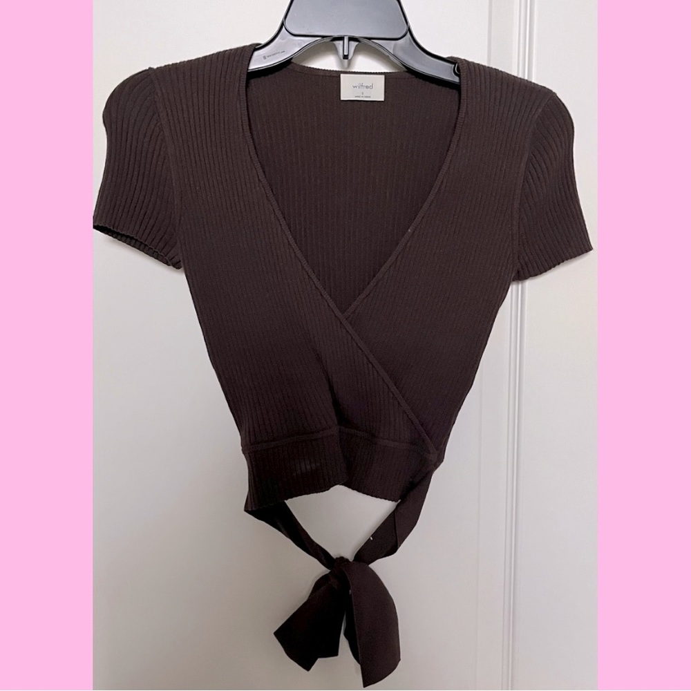 Aritzia tie front sweater